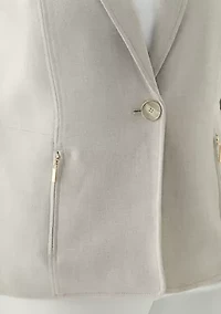 Plus Pebble Crepe One Button Jacket with Zip Pockets