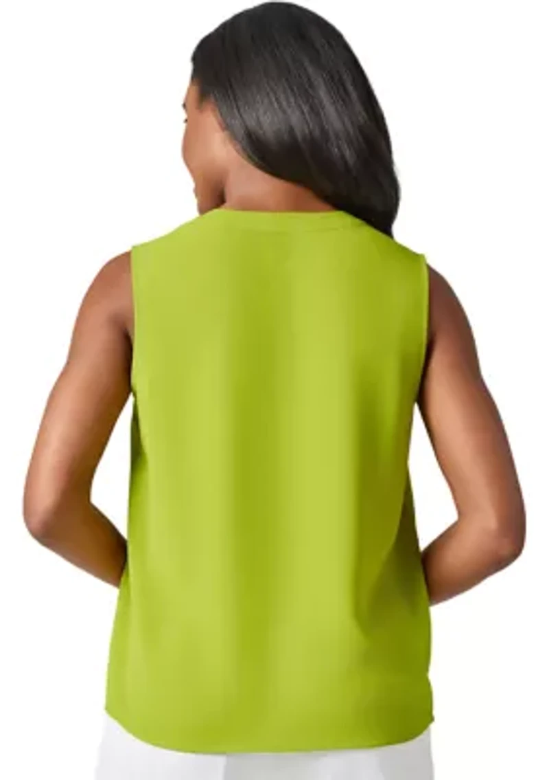 Women's Seamed V-Neck Sleeveless Blouse