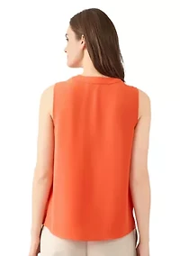 Women's Seamed V-Neck Sleeveless Blouse