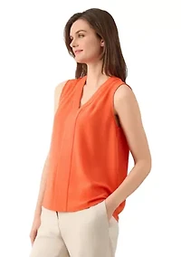 Women's Seamed V-Neck Sleeveless Blouse