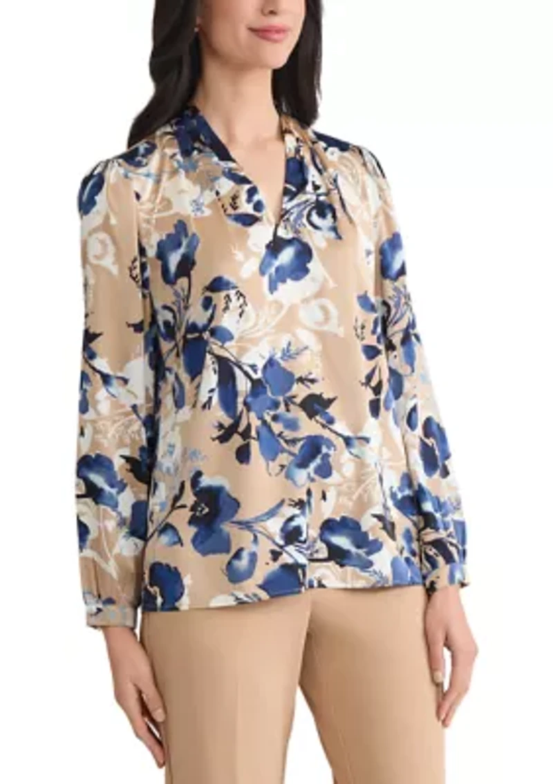 Petite Floral V-Neck Blouse