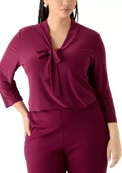 Plus 3/4 Sleeve Tie Neck Knit Top