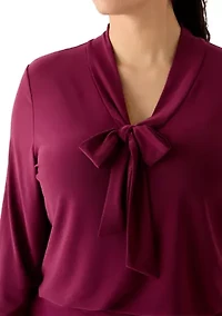 Plus 3/4 Sleeve Tie Neck Knit Top