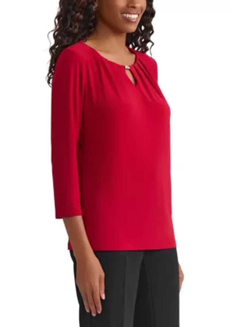 Women's 3/4 Sleeve Pleat Neck Knit Top