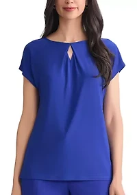 Women's Extended Shoulder Diamond Neck Knit Top