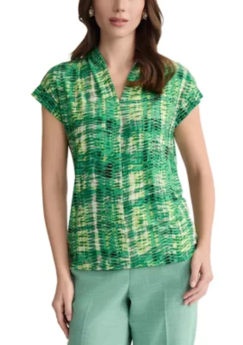 Women's Funnel Neck Print Shirt