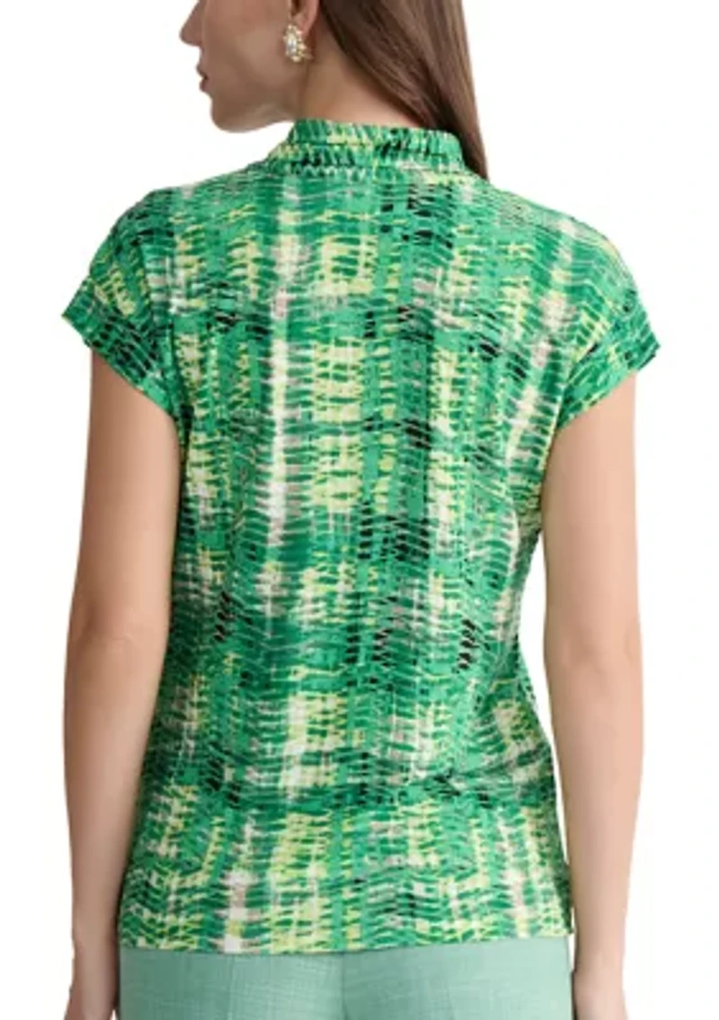 Women's Funnel Neck Print Shirt
