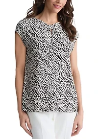 Women's Extended Shoulder Top