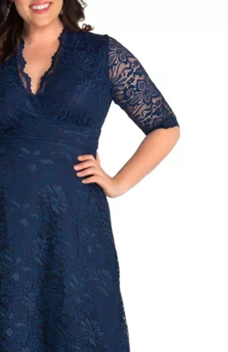 Women's Plus Mademoiselle Lace Cocktail Dress with Sleeves