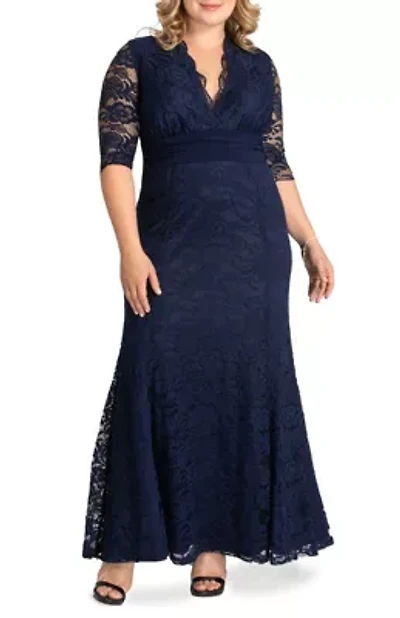 Women's Plus Screen Siren Lace Evening Gown