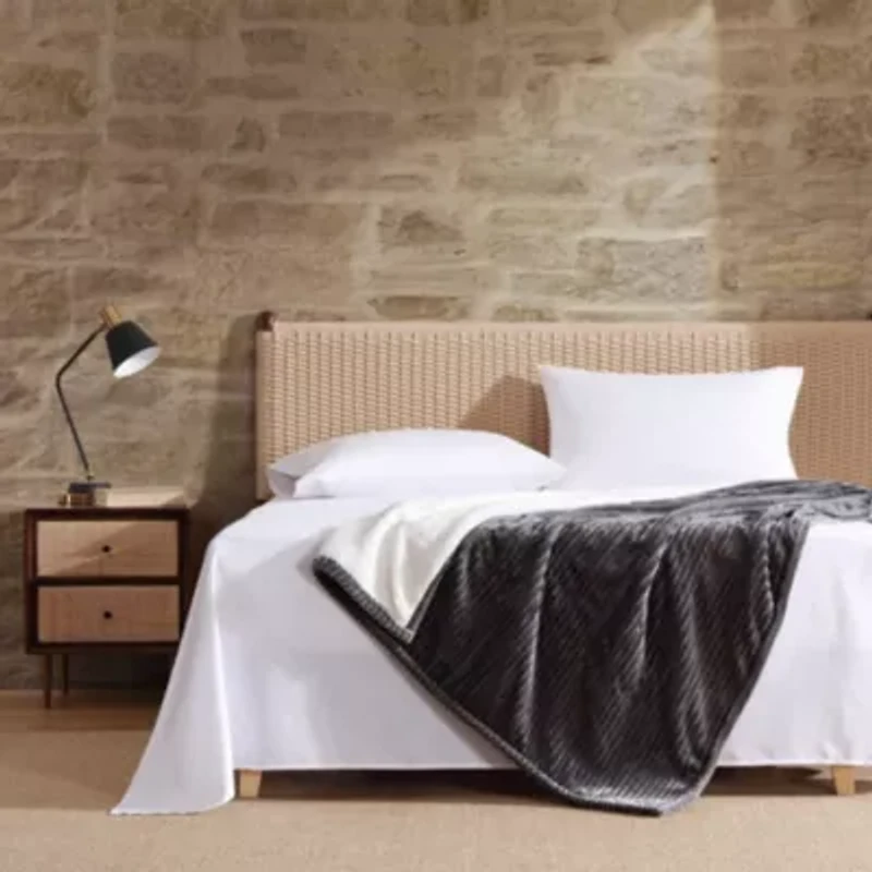 Mountain Valley Microfiber Throw