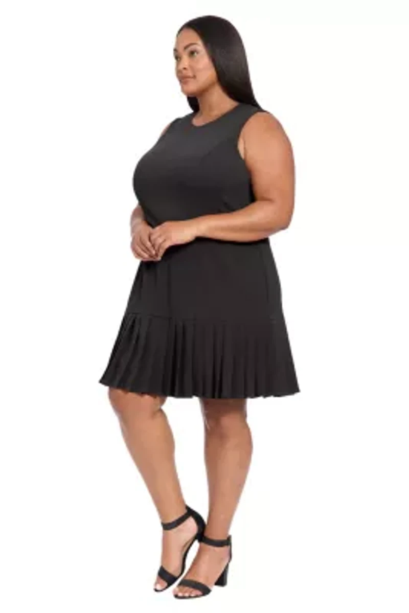 Sleeveless Dress W/ Pleat Skirt