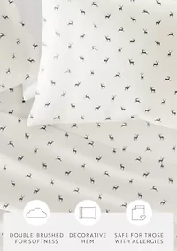 Ultra Soft Reindeer Patterned Christmas Sheet Set