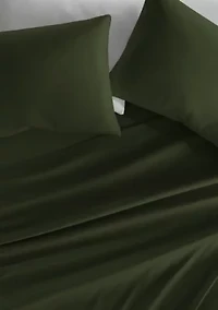 Ultra Soft Christmas Solid Sheet Set