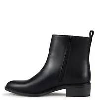 Baretraps Avana Block Heel Bootie