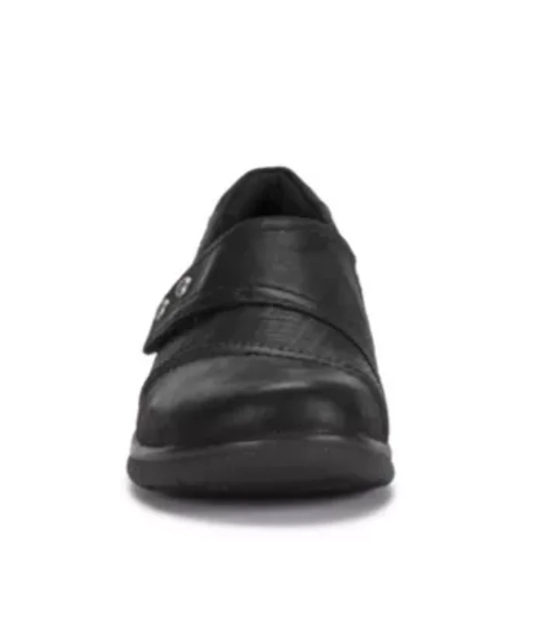 Baretraps Darma Slip On