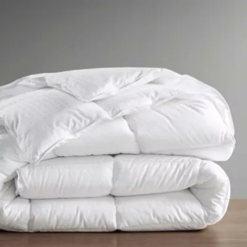 Signature Dobby Cotton Down Alternative Comforter