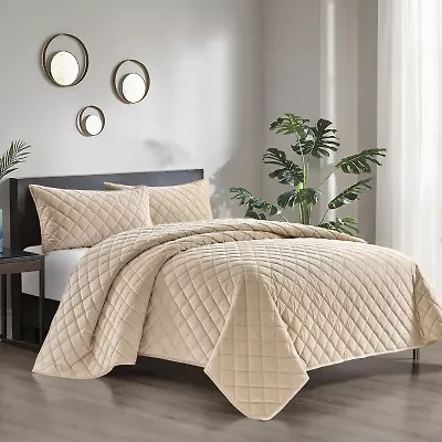 Pointehaven Luxury Diamond Velvet Quilt Set