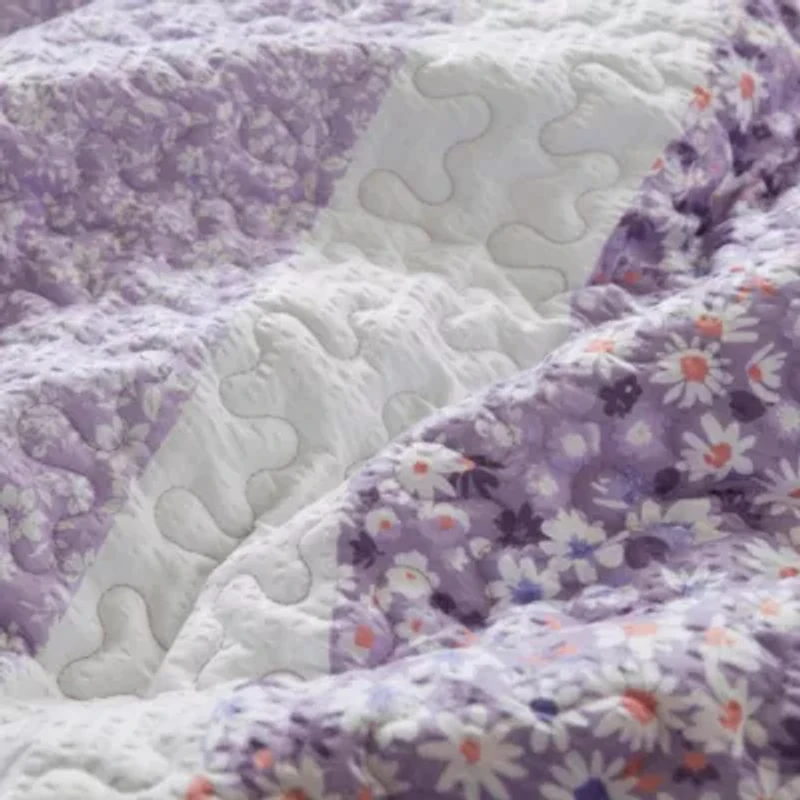 Caralie 4 Piece Seersucker Quilt Set with Throw