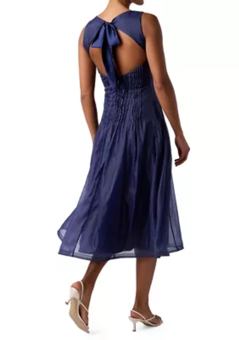 Women's Sleeveless Organza Pleated Tie Back Midi Dress