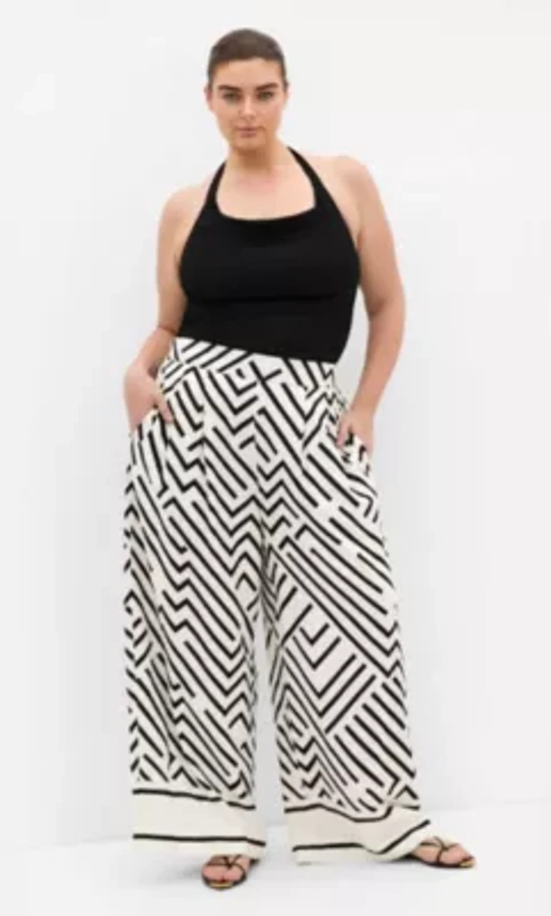 Linear Border Print Wide Leg Pant