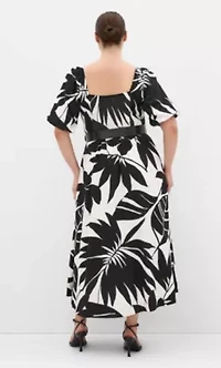 Collins Oasis Print Belted Maxi Dress