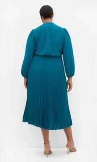 Halle Long Sleeve Pleat Dress
