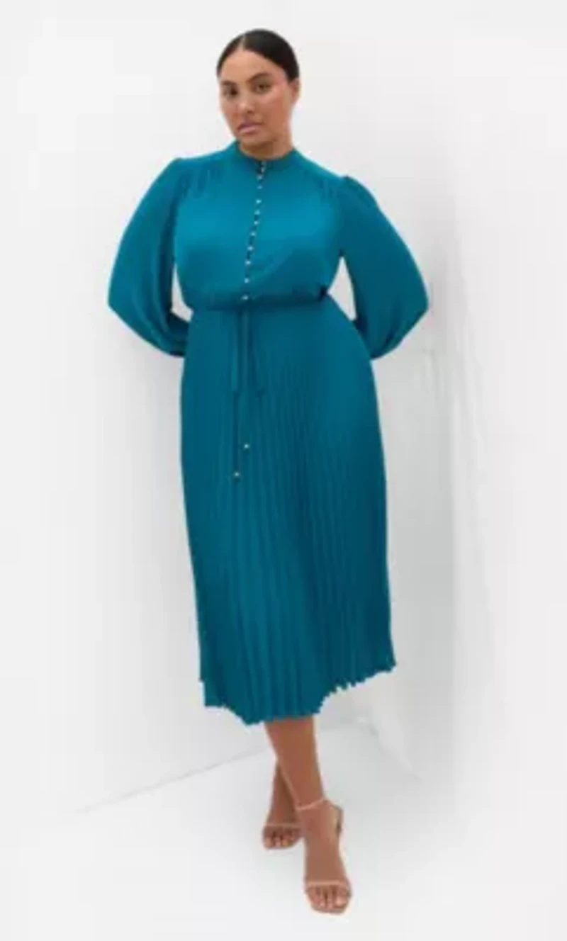 Halle Long Sleeve Pleat Dress