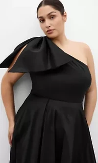 Captivate One Shoulder Hi