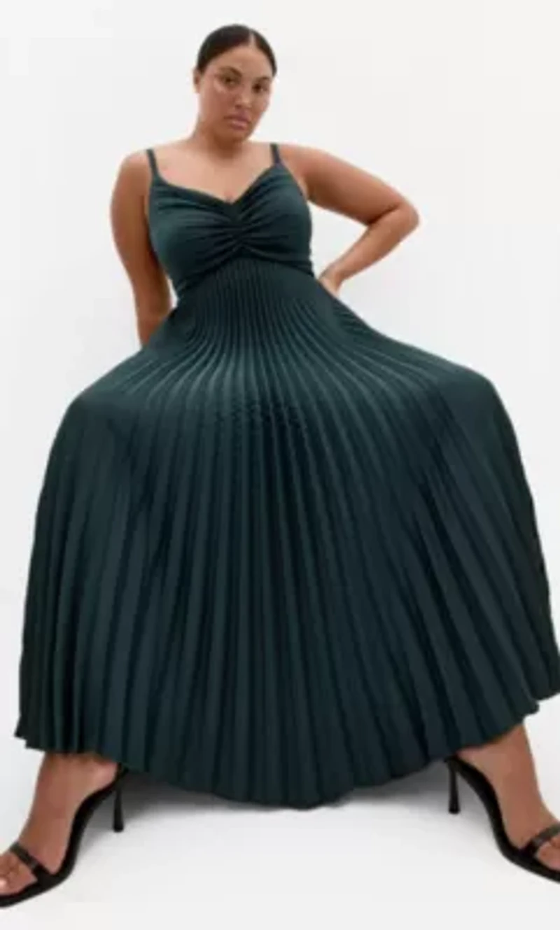 Ariana Pleat Maxi Dress