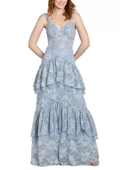 Women's Sleeveless Tiered Lace Gown