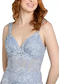 Women's Sleeveless Tiered Lace Gown