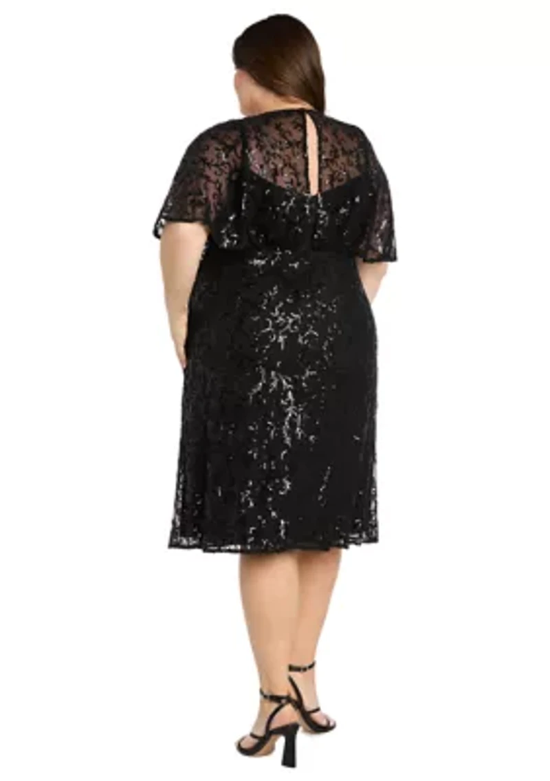 Plus Short Sleeve V-Neck Solid Lace A-Line Dress