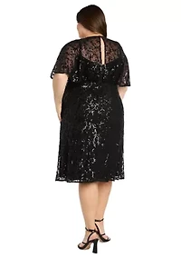 Plus Short Sleeve V-Neck Solid Lace A-Line Dress
