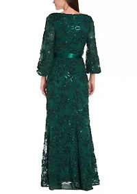 Women's Long Sleeve Crew Neck Solid Lace Gown