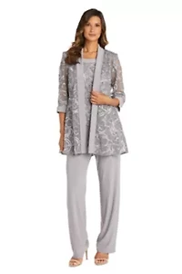 2Pc Mock Emb Souttache Pant Set With Necklace