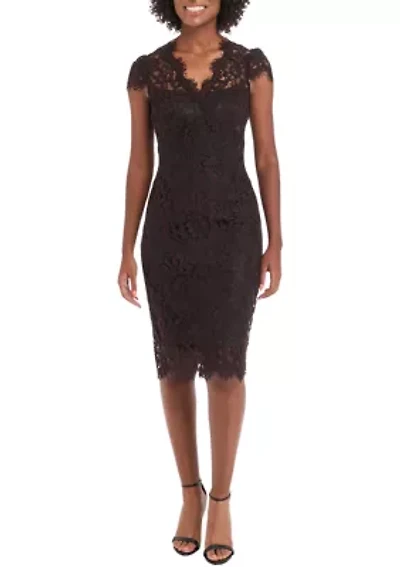 Women's Short Sleeve V-Neck Scallop Lace Sheath Dress