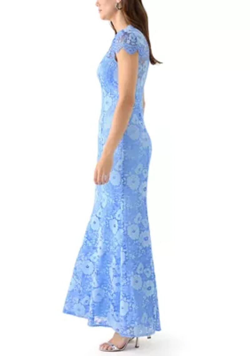 Women's Short Sleeve V-Neck Lace Appliqué Gown