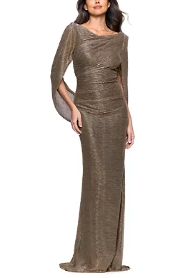Women's Sleeveless Crinkle Metallic Cap Gown