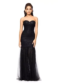 Women's Sleeveless Strapless Solid Fit and Flare Gown