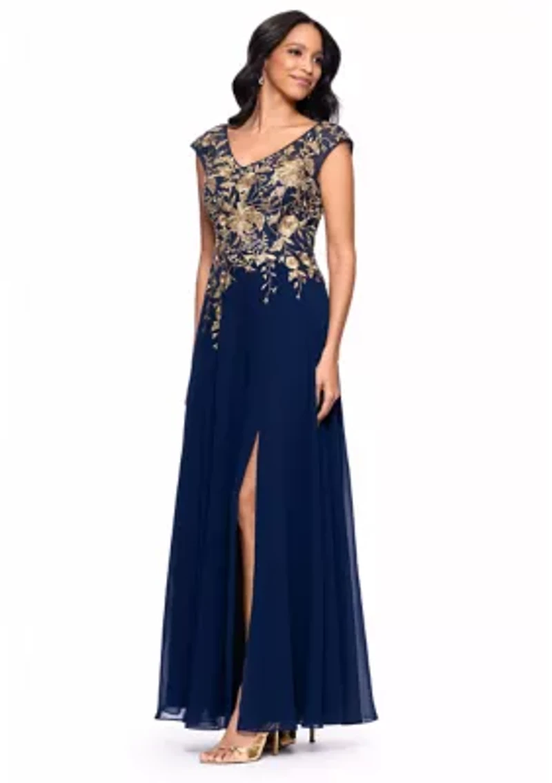 Women's Short Sleeve V-Neck Floral Embellished Gown