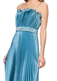 Women's Sleeveless Pleated Satin Gown