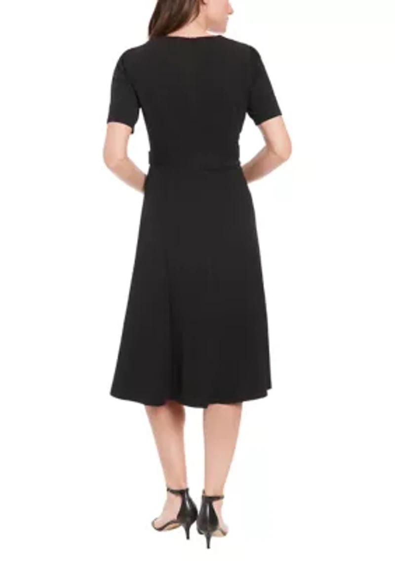 Women's Solid Scuba Crepe Sheath Dress