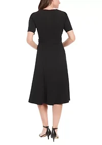 Women's Solid Scuba Crepe Sheath Dress