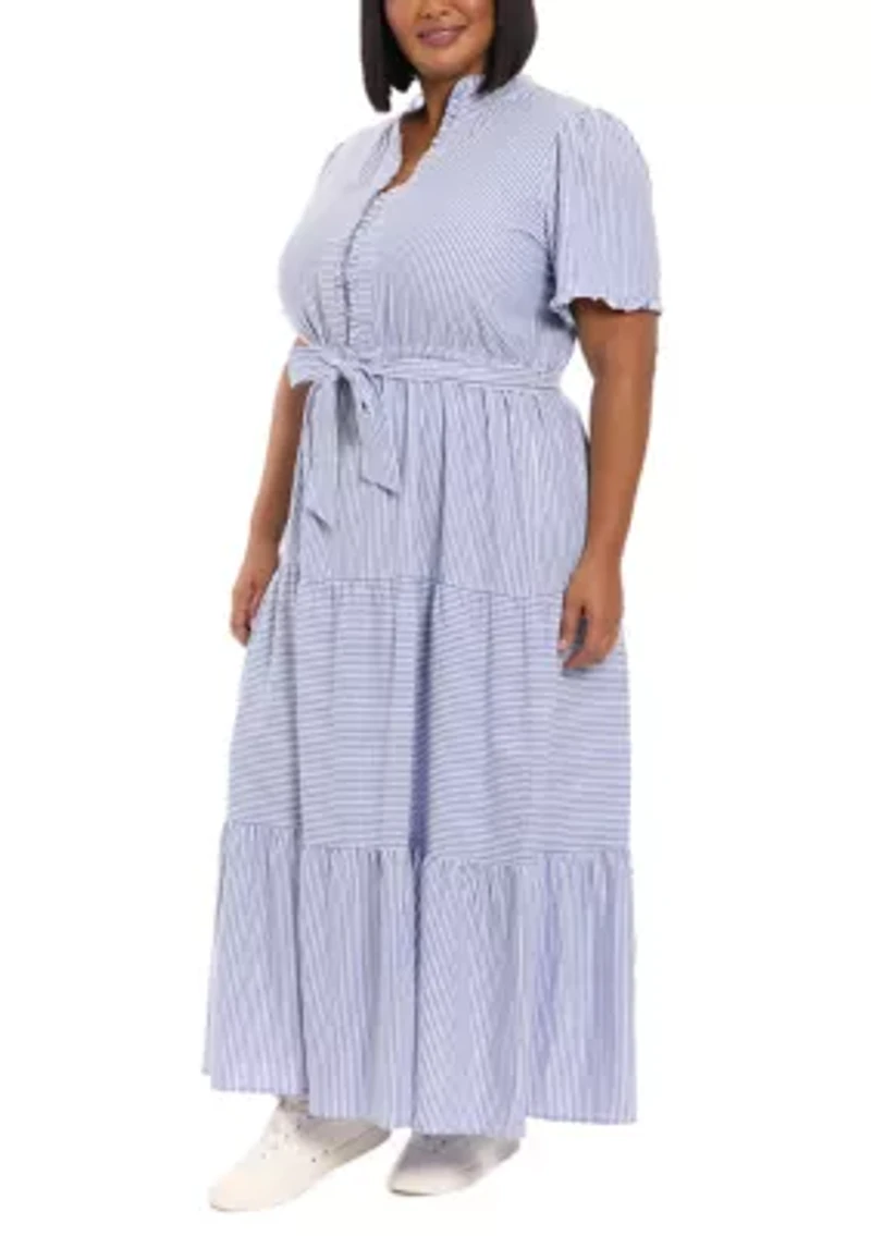 Plus Short Sleeve Tiered Maxi Dress