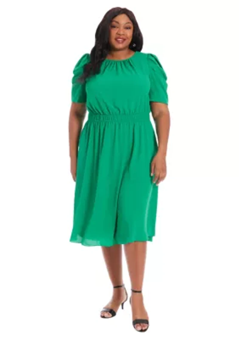 Plus Short Sleeve Crew Neck Solid Chiffon Dress