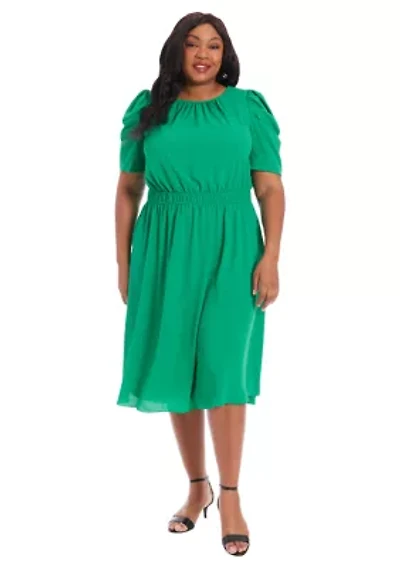 Plus Short Sleeve Crew Neck Solid Chiffon Dress