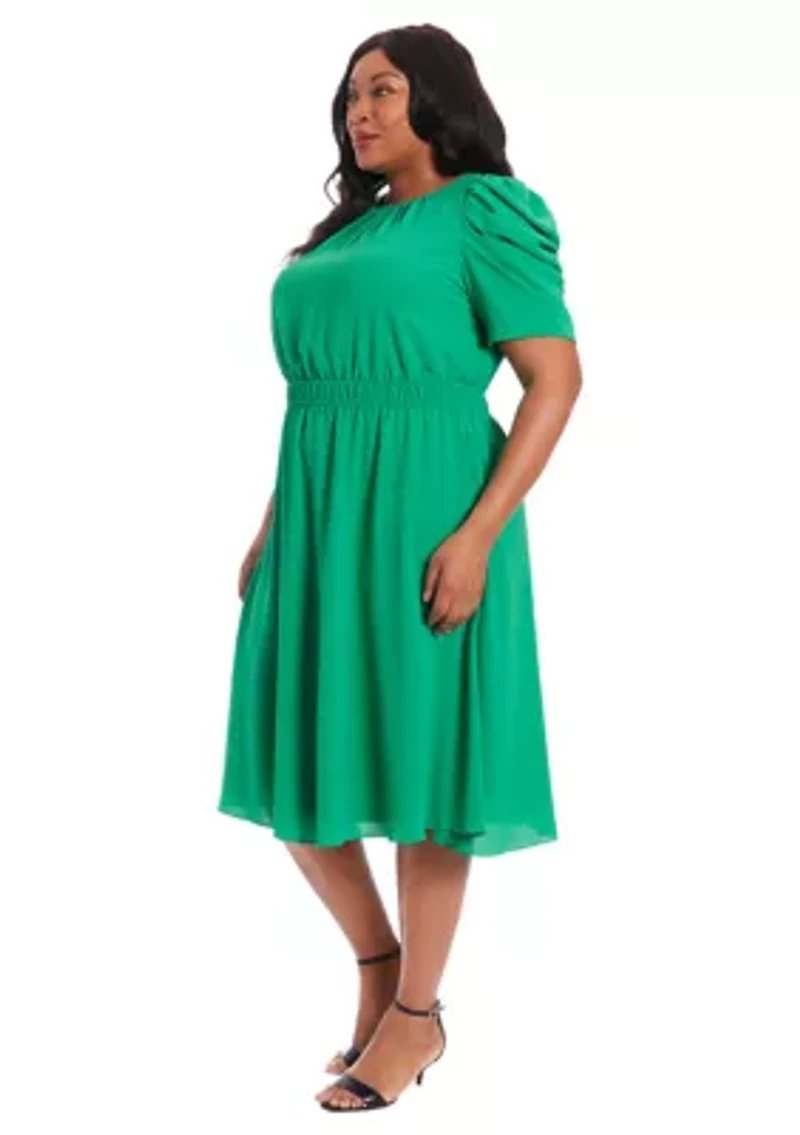 Plus Short Sleeve Crew Neck Solid Chiffon Dress