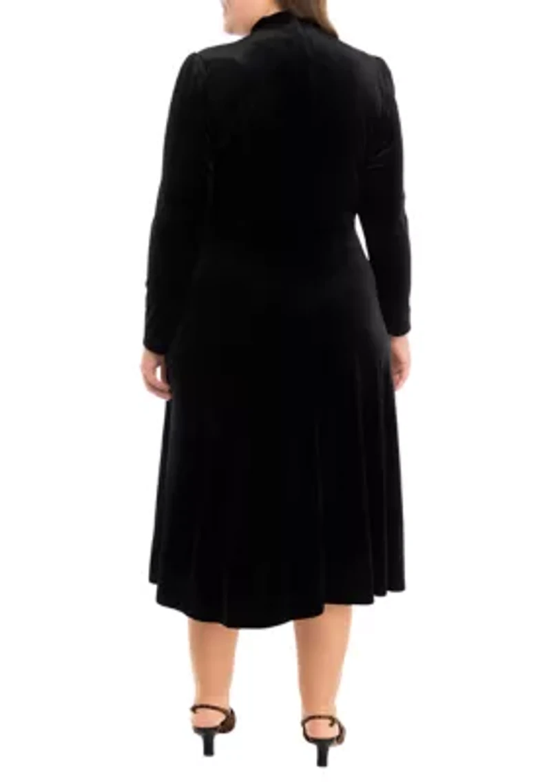 Plus Long Sleeve Solid Velvet Dress