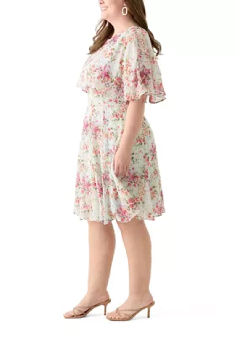 Plus Short Sleeve Crew Neck Ditsy Floral Dress